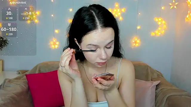 Snapshot of Lori__Hell chatting on 01/18/25, 02:58 Lori Hell online show from 01/18/25, 02:58