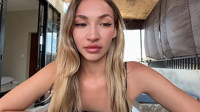 Snapshot of bailey_kat chatting on 02/03/26, 07:24 bailey kat online show from 02/03/26, 07:24