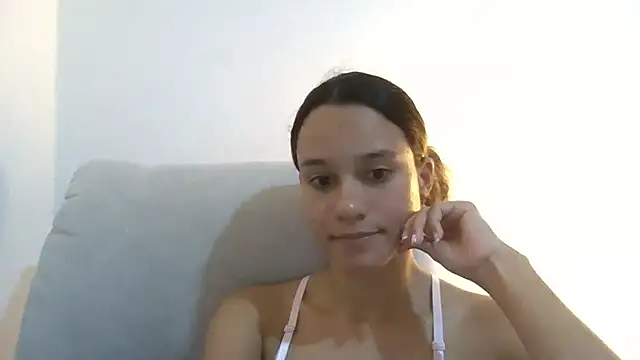 Snapshot of SamanthaWatson chatting on 06/27/26, 02:38 SamanthaWatson online show from 06/27/26, 02:38
