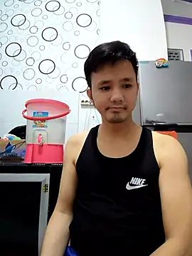 Snapshot of andi888999 chatting on 11/15/25, 04:54 andi888999 online show from 11/15/25, 04:54