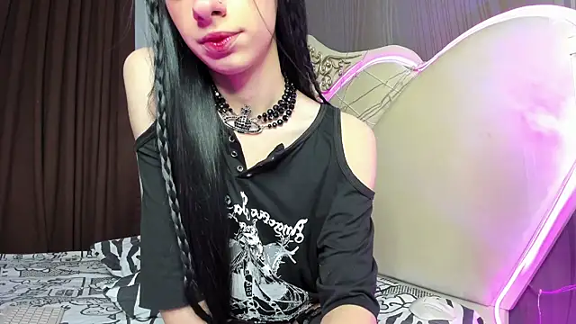 VivianMiller  online show from 02/26/25, 03:21