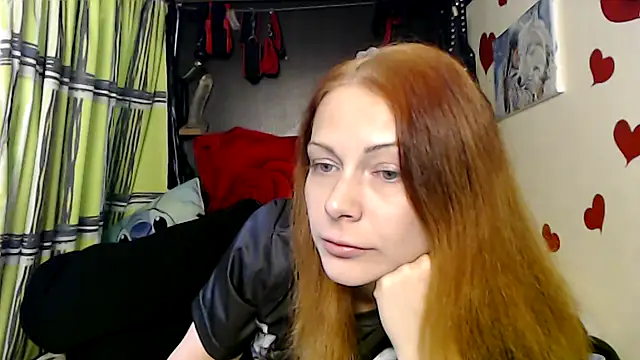 HarleyQuinn 69 online show from 09/19/25, 07:47