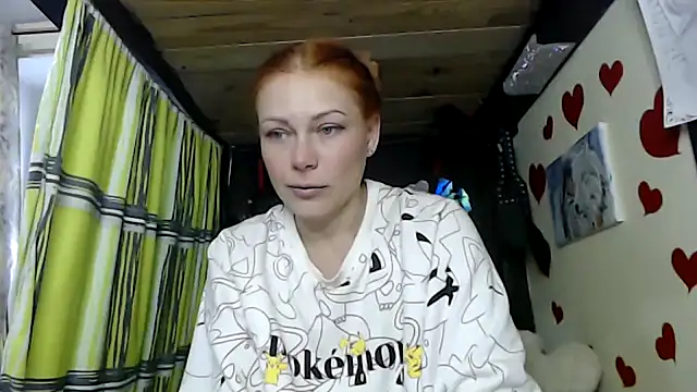 HarleyQuinn 69 online show from 09/29/25, 09:03