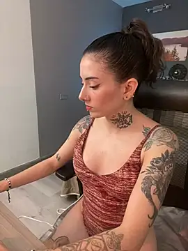 LiliJones  online show from 12/14/24, 01:49