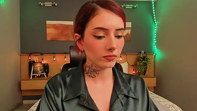 LiliJones  online show from 01/16/25, 08:14