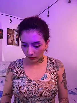 LiliJones  online show from 03/17/25, 04:43