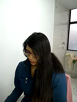 Luna Dumont online show from 05/01/26, 11:15