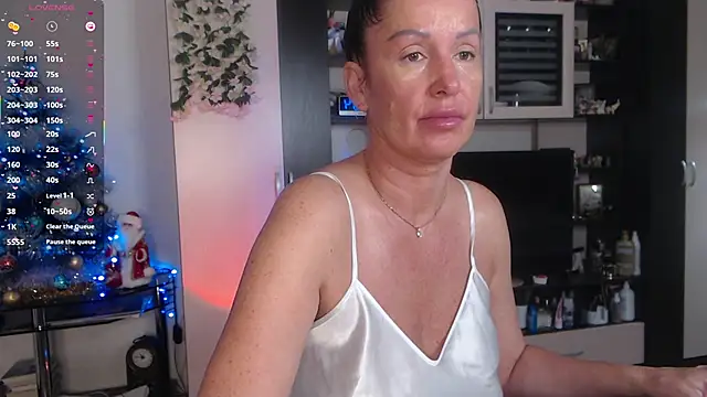 SheilaRyan online show from 12/15/25, 05:01