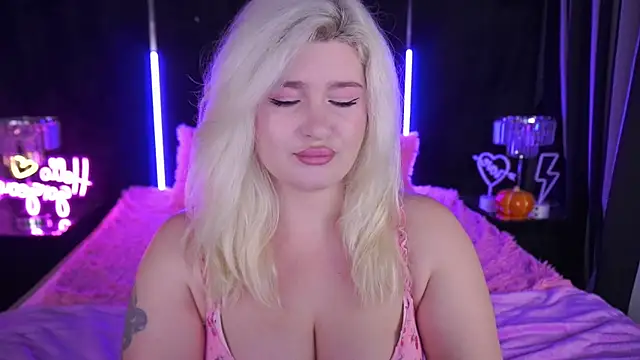 CocoSecretss online show from 11/21/25, 07:51