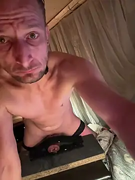 Snapshot of SexToyOnely chatting on 02/16/26, 06:31 SexToyOnely online show from 02/16/26, 06:31