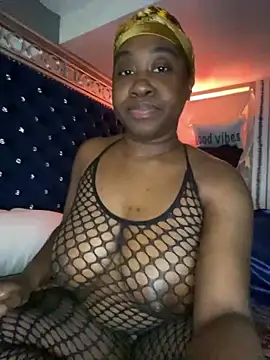 Snapshot of juicesowet chatting on 01/09/25, 08:01 juicesowet online show from 01/09/25, 08:01