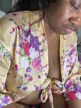 Snapshot of juicesowet chatting on 01/19/25, 02:36 juicesowet online show from 01/19/25, 02:36