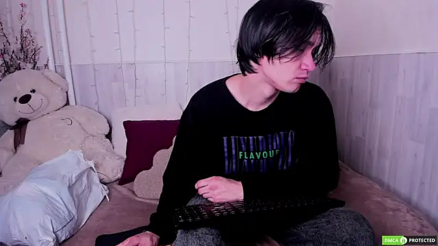Snapshot of CalvinOwens chatting on 10/05/25, 03:16 CalvinOwens online show from 10/05/25, 03:16