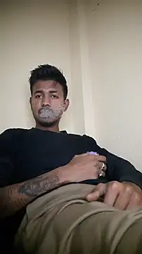 Snapshot of just_fucks chatting on 01/13/26, 03:39 just fucks online show from 01/13/26, 03:39