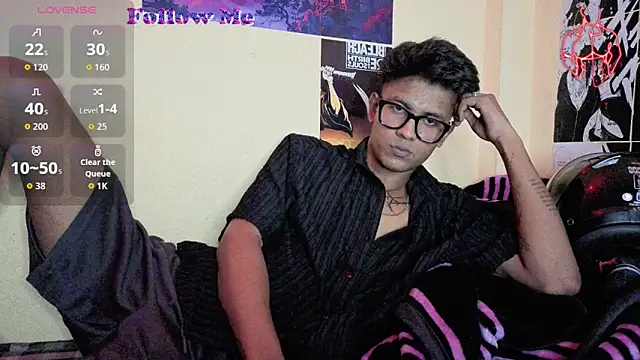 Snapshot of just_fucks chatting on 06/02/26, 07:05 just fucks online show from 06/02/26, 07:05