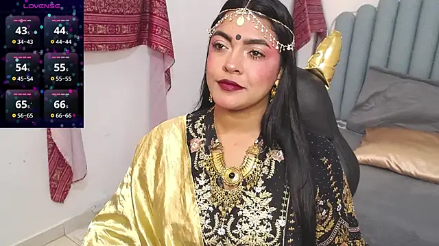 lakshmiraniii online show from 11/05/25, 11:43