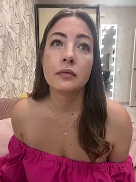 AnnaBri online show from 12/04/24, 01:25