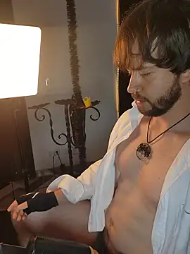 just maxii online show from 10/29/25, 11:39