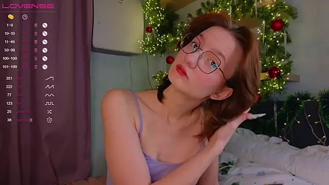 Snapshot of IdaValenti chatting on 01/25/25, 01:10 IdaValenti online show from 01/25/25, 01:10