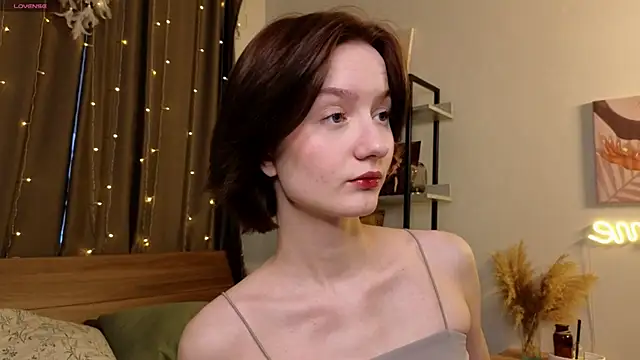 Snapshot of IdaValenti chatting on 02/22/25, 01:55 IdaValenti online show from 02/22/25, 01:55