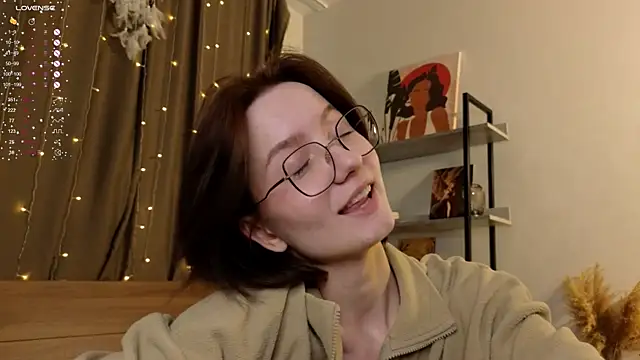 Snapshot of IdaValenti chatting on 02/23/25, 01:13 IdaValenti online show from 02/23/25, 01:13