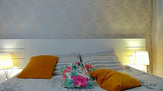 Snapshot of best_bomb chatting on 02/18/25, 04:05 best bomb online show from 02/18/25, 04:05