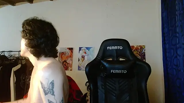 Snapshot of angelitofemboy chatting on 01/29/25, 06:33 angelitofemboy online show from 01/29/25, 06:33