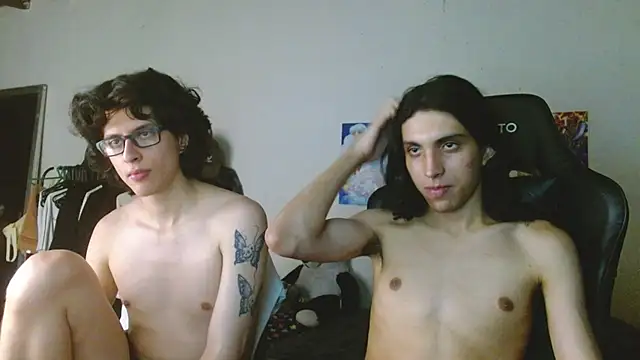 Snapshot of angelitofemboy chatting on 02/10/25, 03:57 angelitofemboy online show from 02/10/25, 03:57