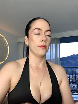 ImAlicee online show from 09/12/25, 10:54