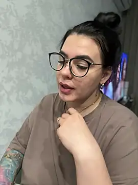 Snapshot of HugeBoobs- chatting on 02/27/25, 06:09 HugeBoobs- online show from 02/27/25, 06:09