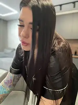 Snapshot of HugeBoobs- chatting on 03/22/25, 09:02 HugeBoobs- online show from 03/22/25, 09:02