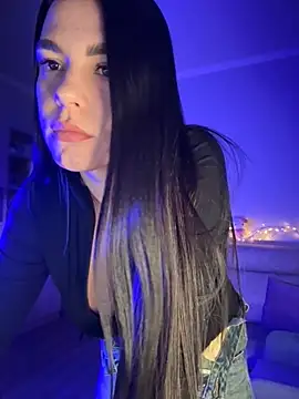 Snapshot of HugeBoobs- chatting on 10/15/25, 03:34 HugeBoobs- online show from 10/15/25, 03:34