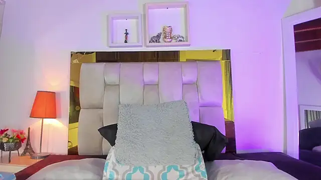 emmy r online show from 02/28/25, 12:09