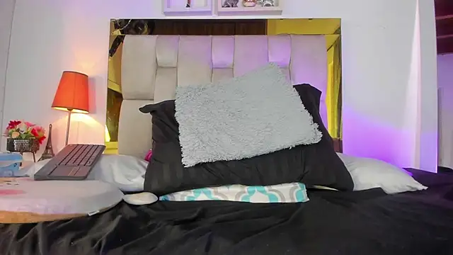 emmy r online show from 02/28/25, 03:15