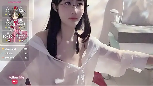 qiqi-- online show from 12/19/24, 04:35