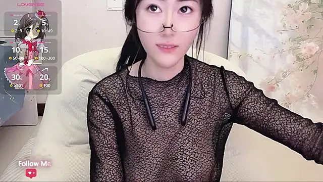 qiqi-- online show from 03/05/25, 10:33