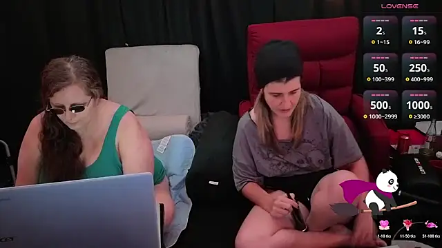 Sexy Mama-69 online show from 10/28/25, 05:48