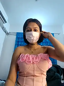 Snapshot of Angel_rani2 chatting on 12/18/25, 02:56 Angel rani2 online show from 12/18/25, 02:56