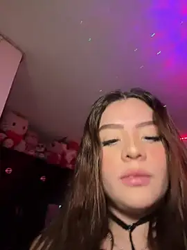 Snapshot of Jullieetta chatting on 12/12/24, 12:59 Jullieetta online show from 12/12/24, 12:59