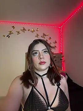 Snapshot of Jullieetta chatting on 12/30/24, 07:59 Jullieetta online show from 12/30/24, 07:59