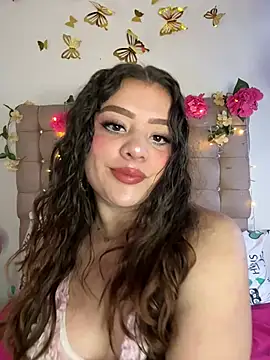 Snapshot of Jullieetta chatting on 03/13/26, 07:20 Jullieetta online show from 03/13/26, 07:20