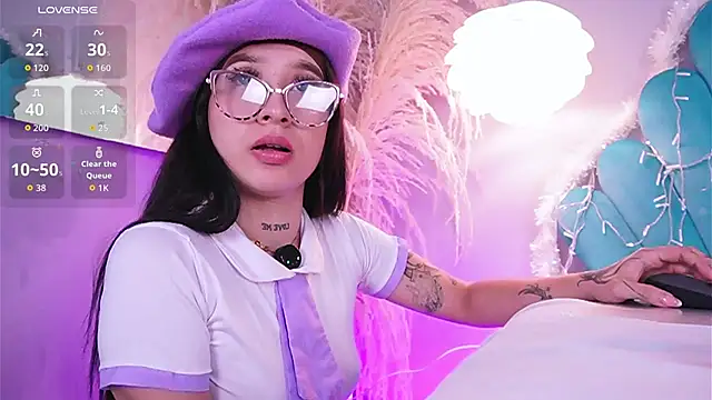 Snapshot of EriKlein chatting on 12/19/25, 09:33 EriKlein online show from 12/19/25, 09:33