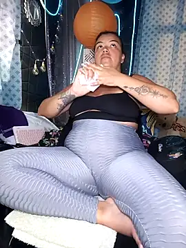 Horny kaylee online show from 10/26/25, 06:03