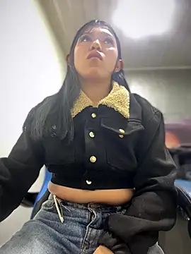 emily rosse04 online show from 10/21/25, 11:44