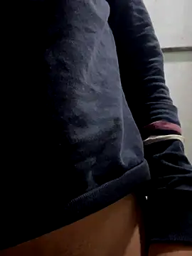 emily rosse04 online show from 11/14/25, 10:47