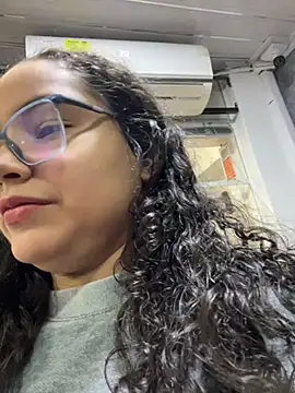 CurlyGirl 1 online show from 01/07/25, 12:20