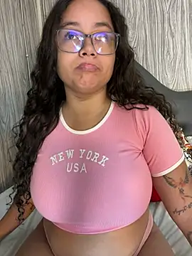 CurlyGirl 1 online show from 03/16/25, 12:33