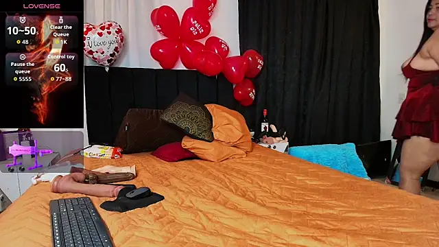 Snapshot of Rouse_bell chatting on 02/15/26, 11:12 Rouse bell online show from 02/15/26, 11:12