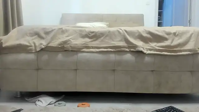 Hottalicia2 online show from 04/27/26, 02:48