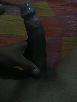 Snapshot of dotado_Al chatting on 10/25/25, 03:03 dotado Al online show from 10/25/25, 03:03